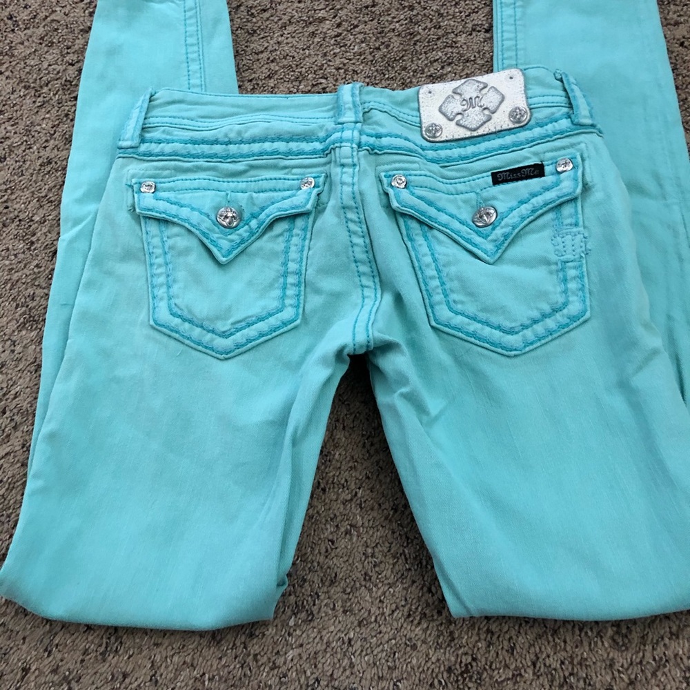 SZ 27 Turquoise Miss Me Jeans